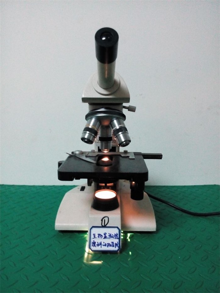 生物顯微鏡